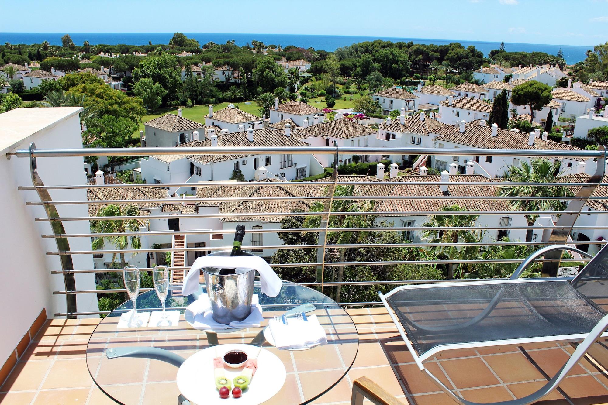 Hotel Senator Banus (Adults Only) Estepona Exterior foto View from the hotel