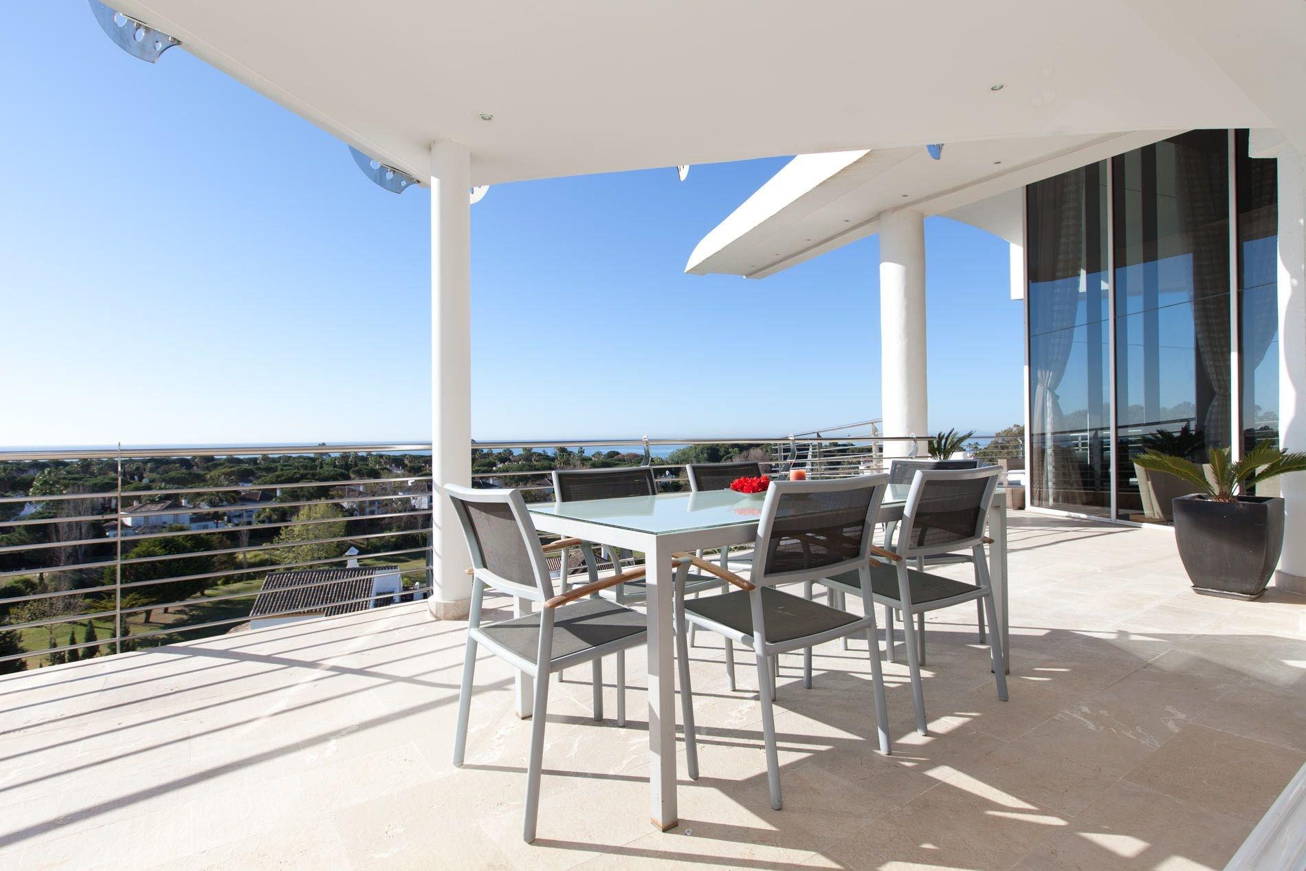 Hotel Senator Banus (Adults Only) Estepona Exterior foto The penthouse's private rooftop terrace