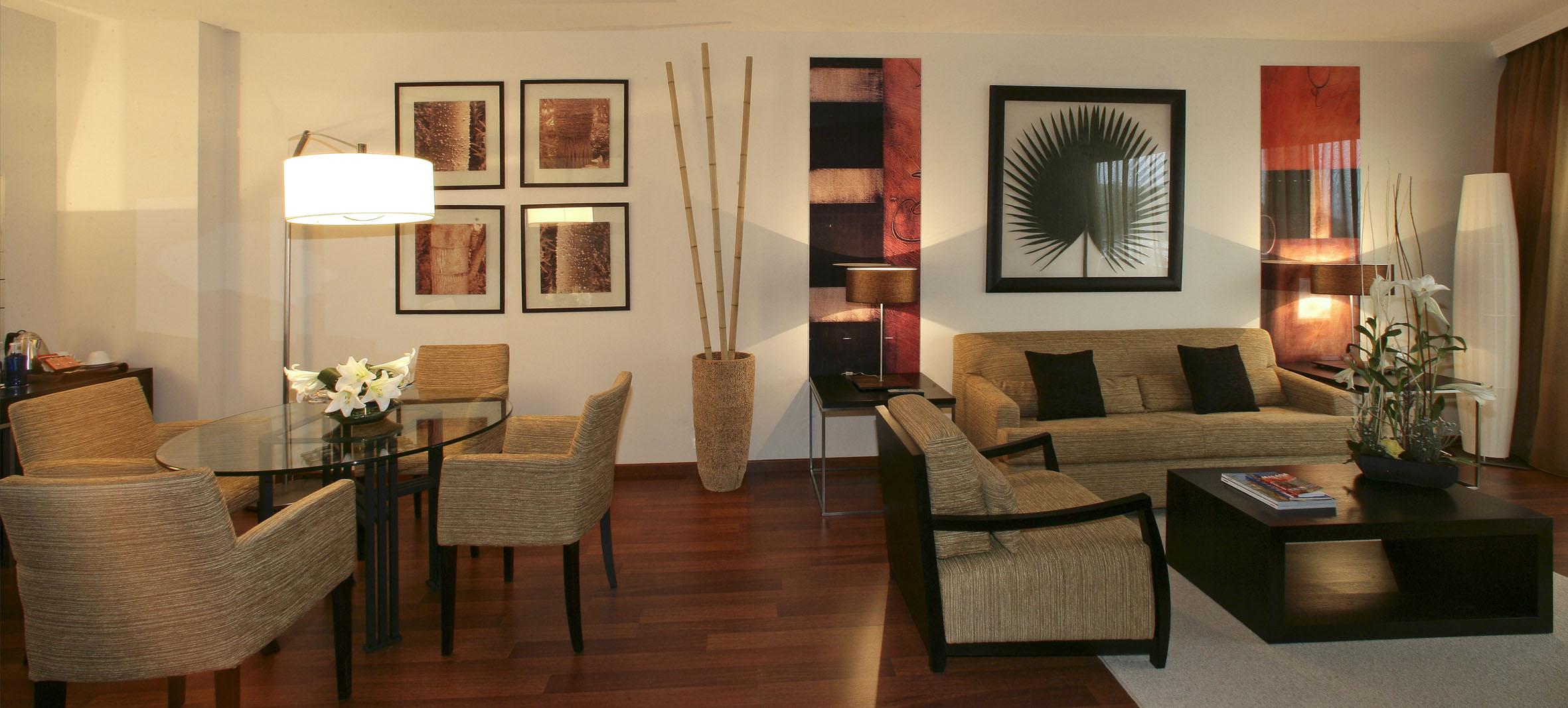 Hotel Senator Banus (Adults Only) Estepona Habitación foto A living room