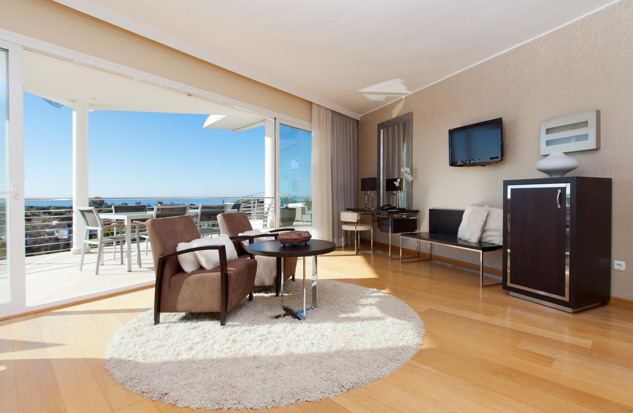 Hotel Senator Banus (Adults Only) Estepona Exterior foto A living room